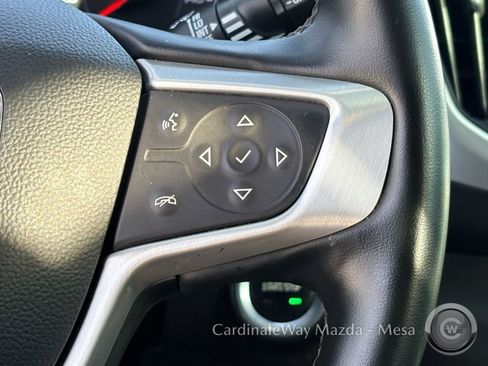 Used 2024 GMC Terrain SLT image 18