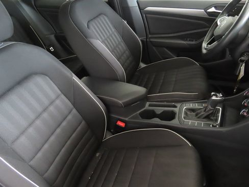 Used 2024 Volkswagen Jetta Sport FWD image 25