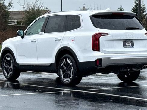 New 2025 Kia Telluride S image 7