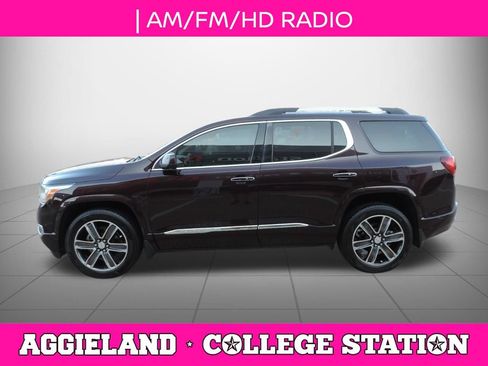 Used 2017 GMC Acadia Denali w/ Technology Package FWD image 7