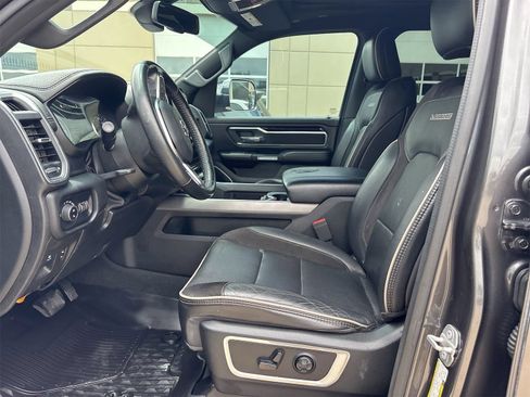 Used 2020 RAM 1500 Laramie w/ Sport Appearance Package AWD/4WD image 4