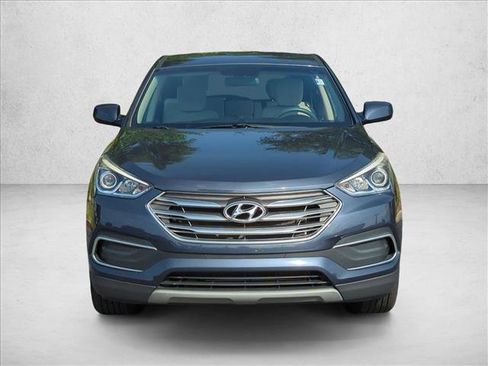 Used 2018 Hyundai Santa Fe Sport FWD image 2