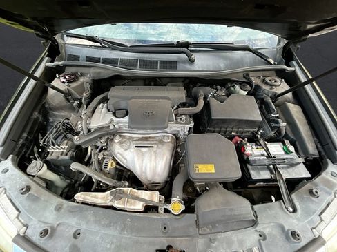 Used 2014 Toyota Camry FWD image 28