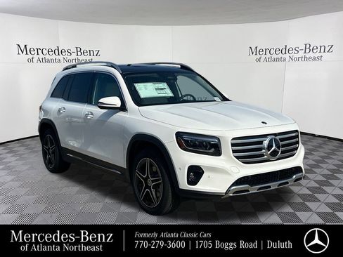 New 2026 Mercedes-Benz GLB 250 4MATIC image 1