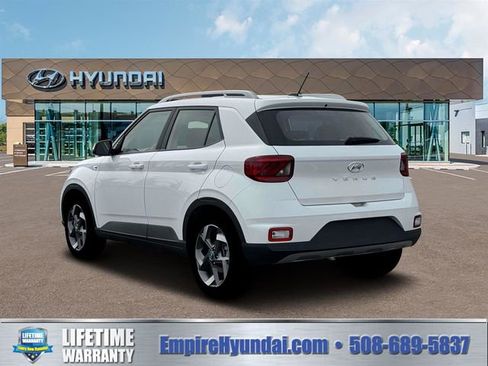 New 2026 Hyundai Venue SEL image 5
