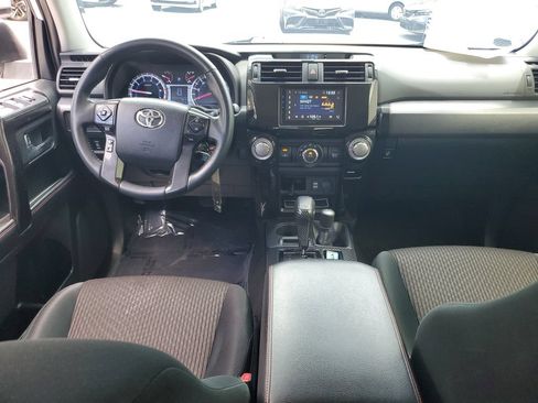 Used 2019 Toyota 4Runner TRD Off-Road AWD/4WD image 17