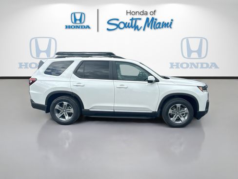 New 2026 Honda Pilot EX-L image 8