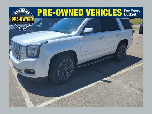 Used 2017 GMC Yukon Denali w/ Open Road Package AWD/4WD image 1