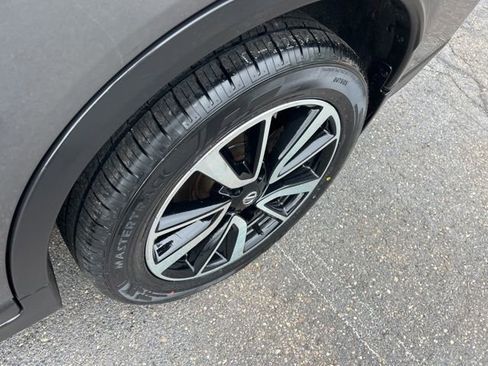 Used 2020 Nissan Rogue SL AWD/4WD image 19