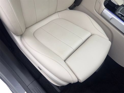 Used 2023 Mercedes-Benz EQB 300 4MATIC image 45