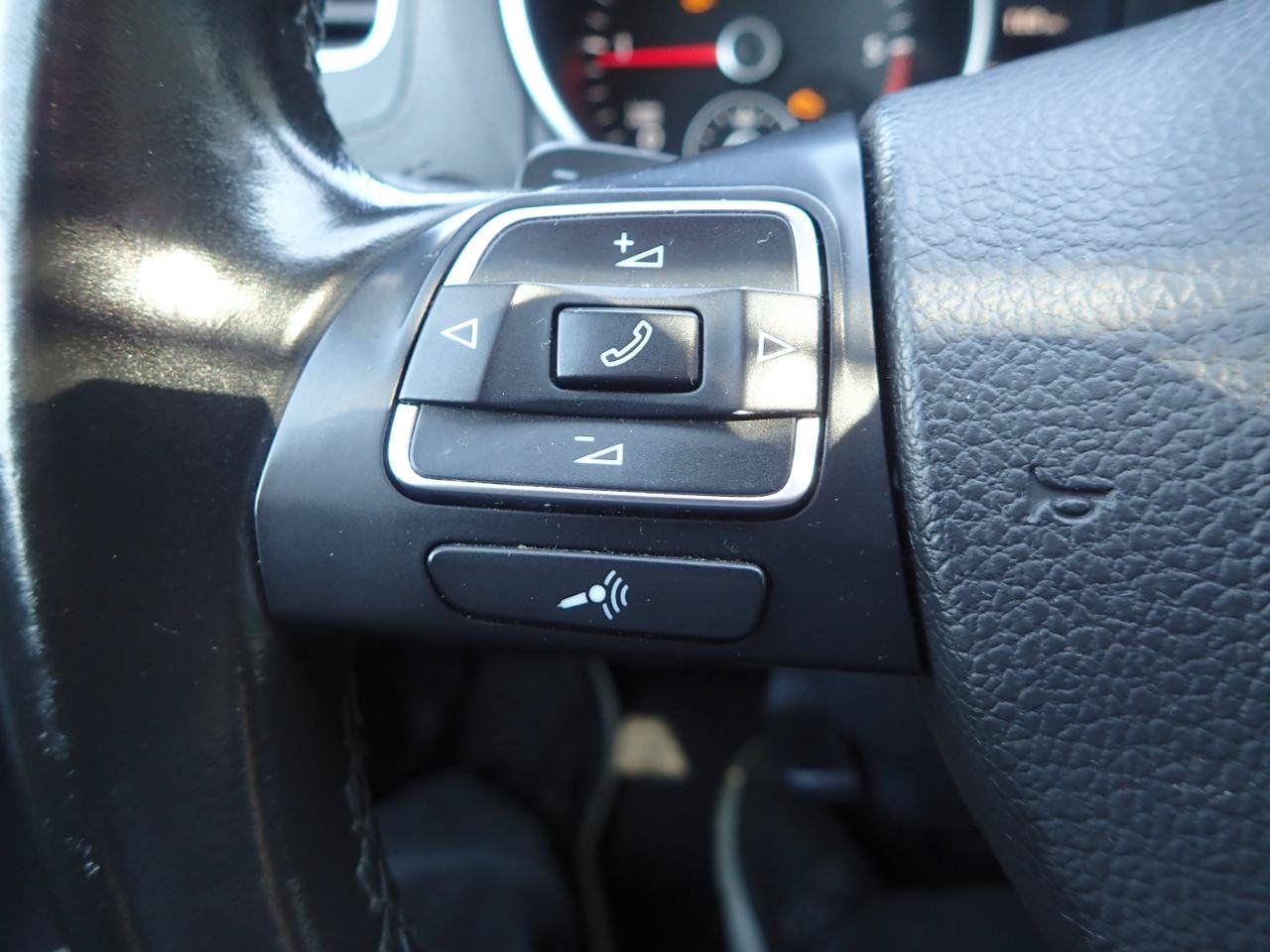 Used 2013 Volkswagen Golf TDI FWD image 16