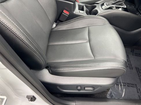 Used 2019 Nissan Rogue SL image 24