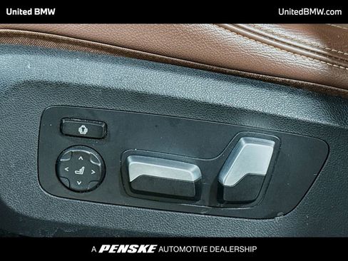 Used 2021 BMW X5 sDrive40i w/ Premium Package RWD image 4