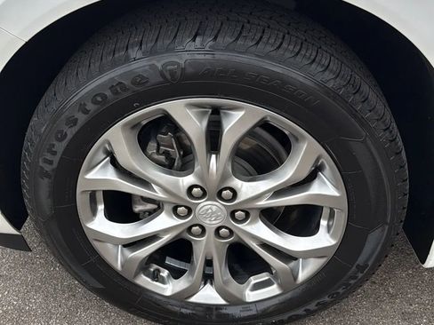 Used 2021 Buick Enclave Avenir w/ Avenir Technology Package image 10