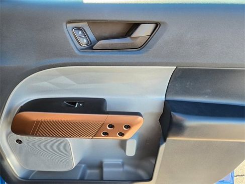 Used 2022 Ford Maverick Lariat w/ Lariat Luxury Package image 22