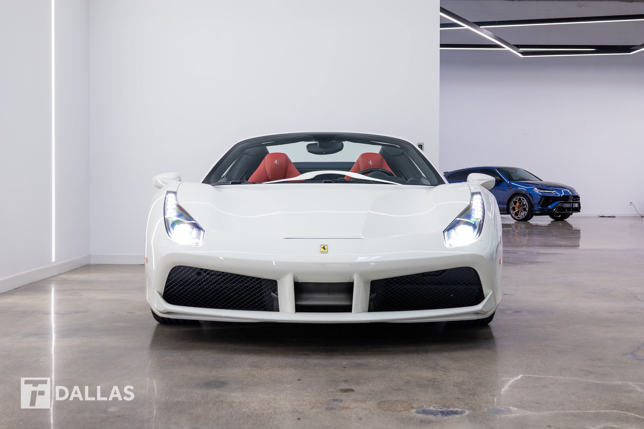 Used 2019 Ferrari 488 Spider RWD image 21
