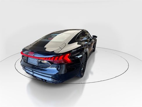 Used 2023 Audi RS e-tron GT image 8