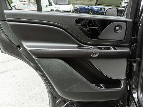 Used 2024 Lincoln Aviator Reserve image 35