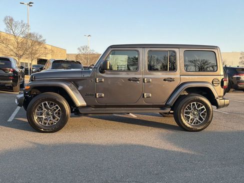 Used 2026 Jeep Wrangler Sahara image 6