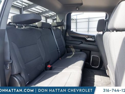 Used 2023 Chevrolet Silverado 1500 RST w/ Redline Edition AWD/4WD image 17