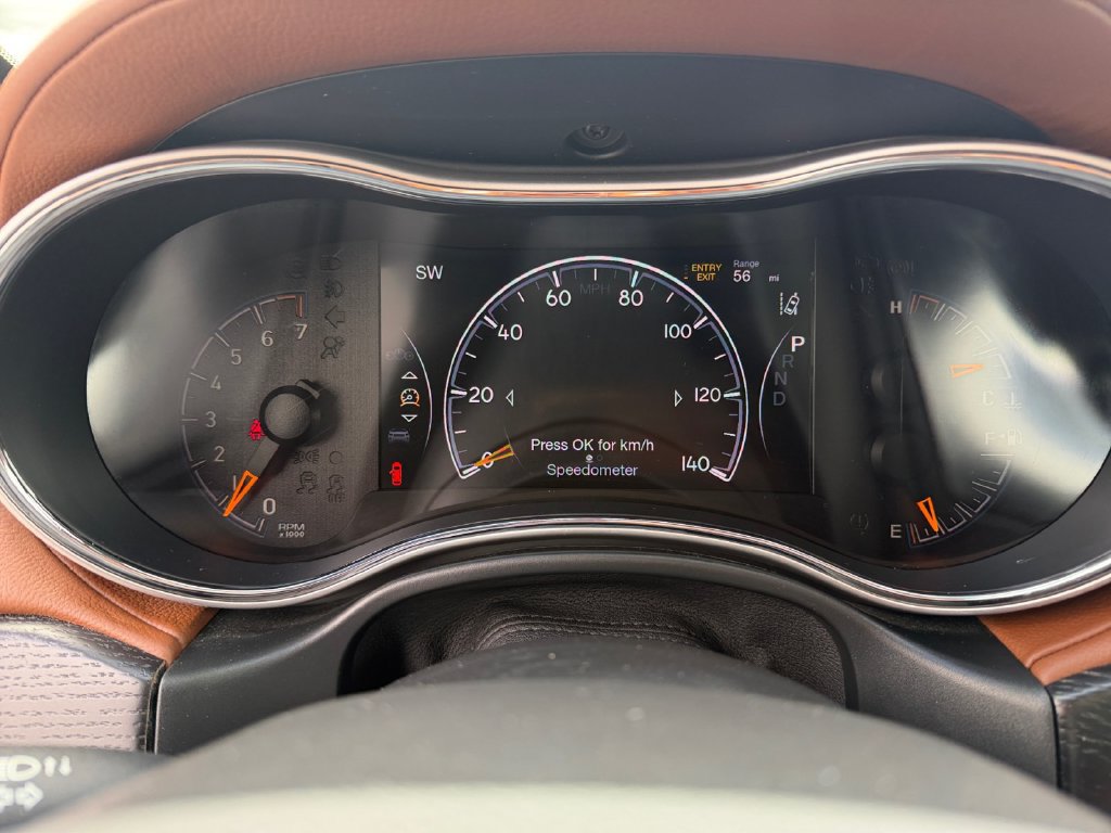 Used 2021 Jeep Grand Cherokee Summit AWD/4WD image 39