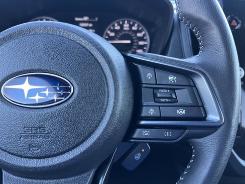 Used 2025 Subaru Forester Limited image 28