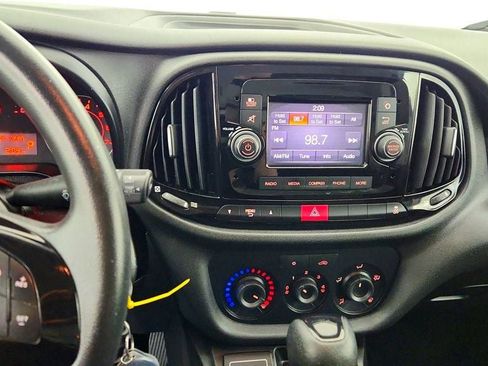 Used 2020 RAM ProMaster City Tradesman w/ Window Group 04 image 16