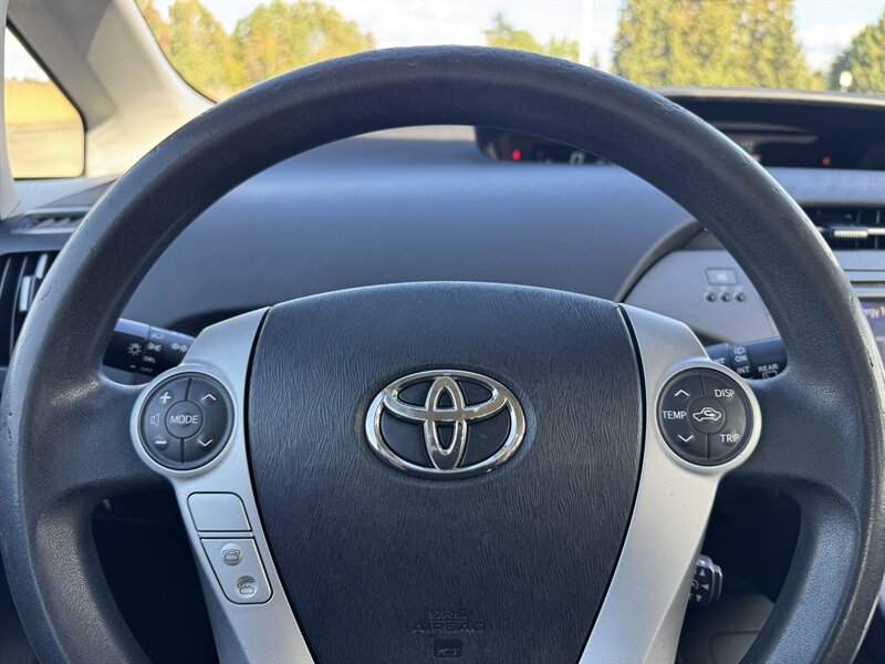 Used 2012 Toyota Prius Two FWD image 19
