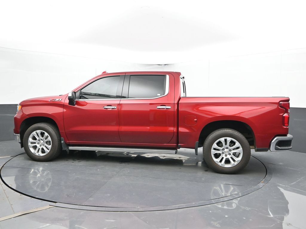 Used 2023 Chevrolet Silverado 1500 LTZ w/ Technology Package AWD/4WD image 9