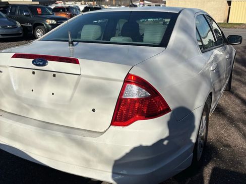 Used 2011 Ford Fusion S image 12