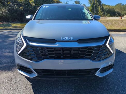 Used 2024 Kia Sportage EX image 9
