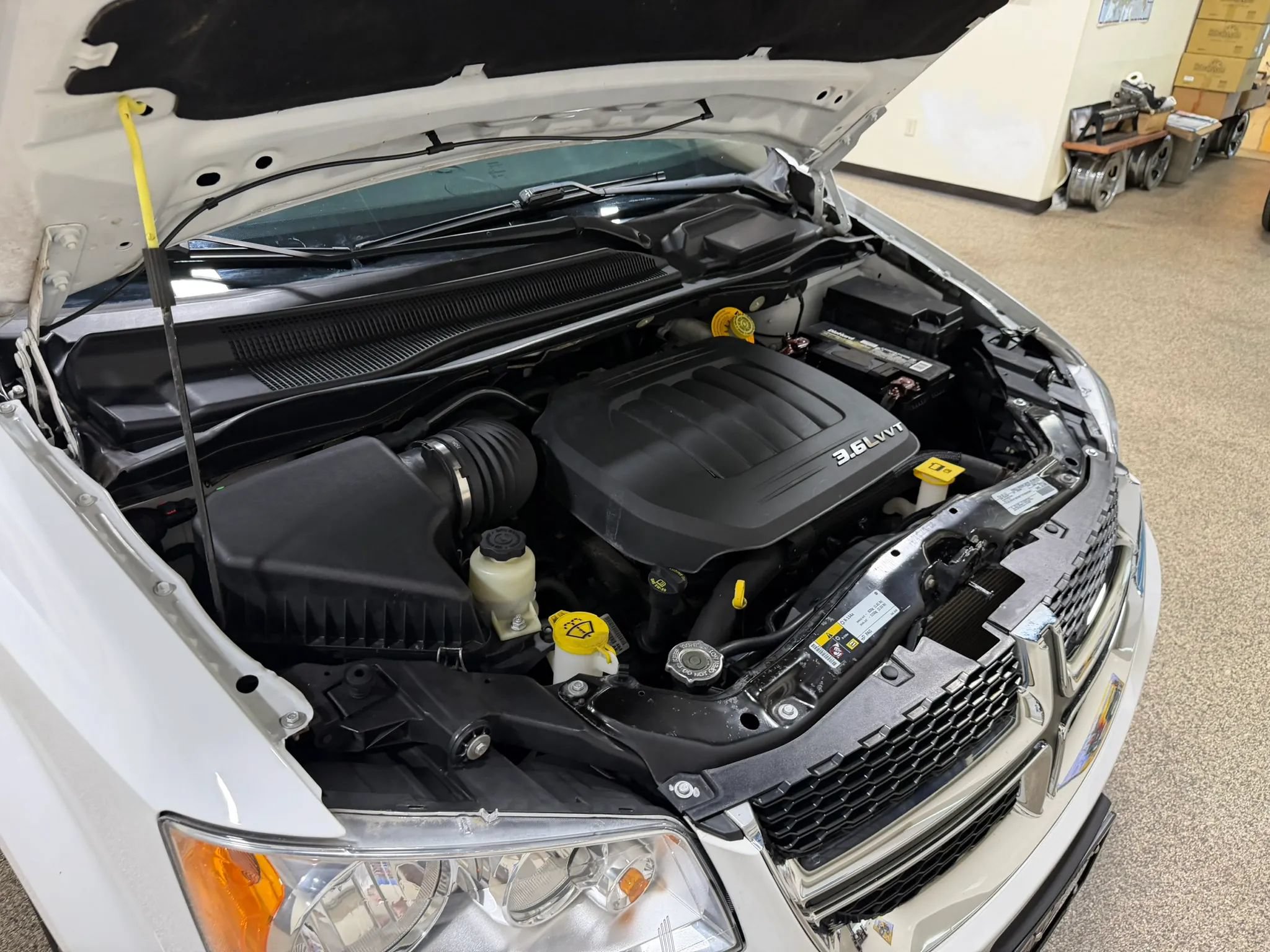 Used 2018 Dodge Grand Caravan SE FWD image 65