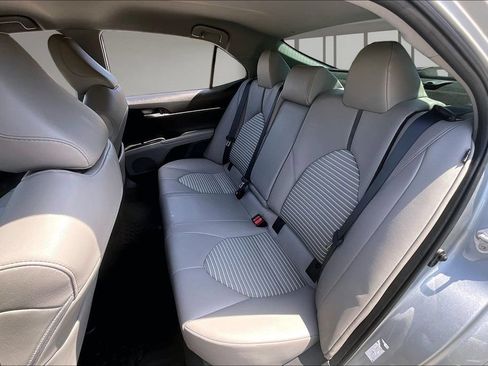 Used 2023 Toyota Camry SE FWD image 22