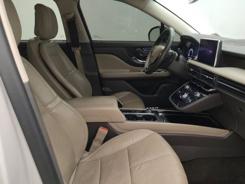 Used 2020 Lincoln Corsair Reserve w/ Elements Package image 21