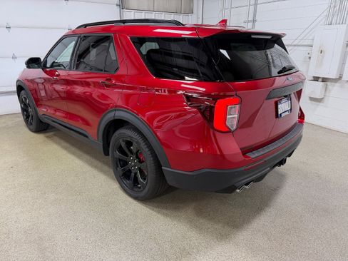 Certified 2020 Ford Explorer ST w/ ST Street Pack AWD/4WD image 7
