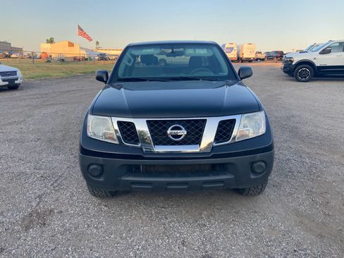 Used 2020 Nissan Frontier S RWD image 10