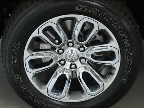 Used 2023 RAM 1500 Laramie AWD/4WD image 37