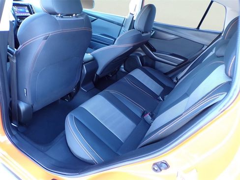 Used 2019 Subaru Crosstrek 2.0i Premium image 16