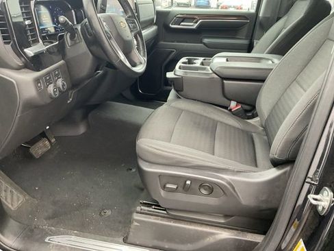 Used 2023 Chevrolet Silverado 1500 LT image 28