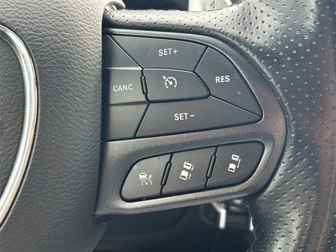 Used 2024 Dodge Durango GT image 41