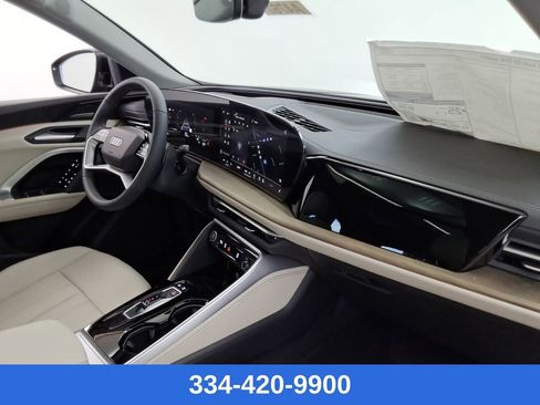 New 2025 Audi Q5 Premium Plus image 25