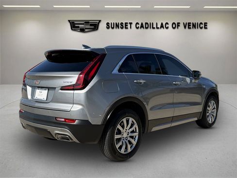 Certified 2023 Cadillac XT4 Premium Luxury image 3