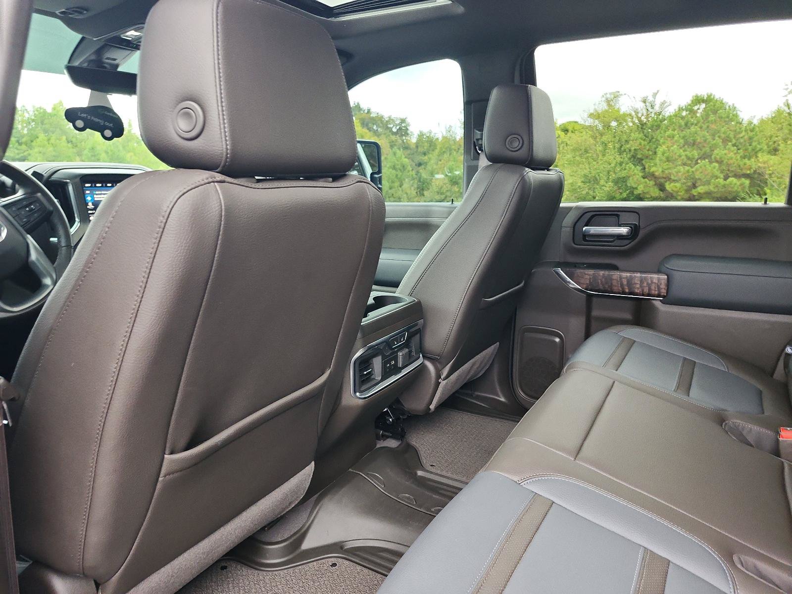 Certified 2023 GMC Sierra 2500 Denali w/ Denali Ultimate Package AWD/4WD image 17
