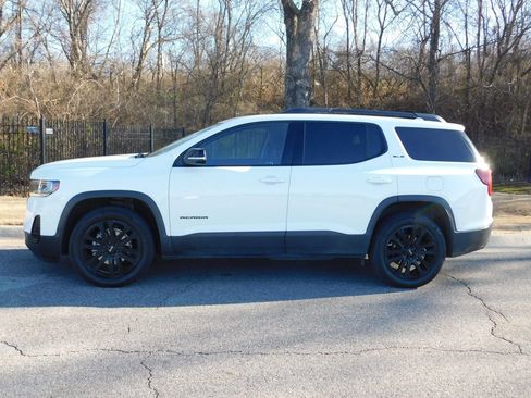 Used 2021 GMC Acadia SLE w/ Driver Convenience Package image 2