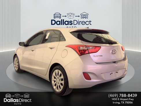 Used 2016 Hyundai Elantra GT FWD image 8