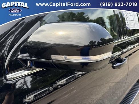 Used 2023 Ford Expedition Max XLT RWD image 12