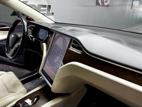 Used 2017 Tesla Model X 75D image 48