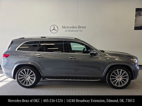 Used 2022 Mercedes-Benz GLS 450 4MATIC image 4