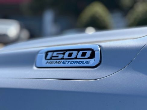 Used 2022 RAM 1500 Limited image 11