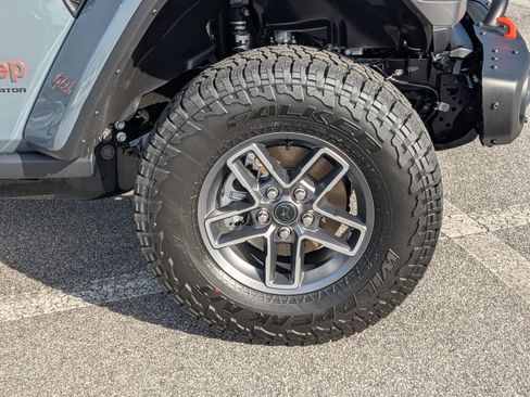 New 2026 Jeep Gladiator Mojave image 18